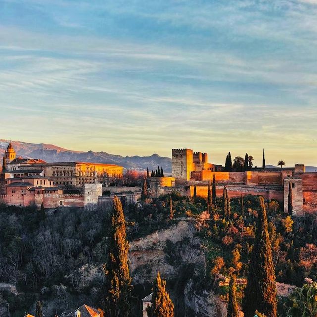 The amazing landmark Nasrid Palaces 🕌