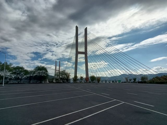 六廣河特大橋