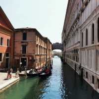 Bridge of sighs Italy 