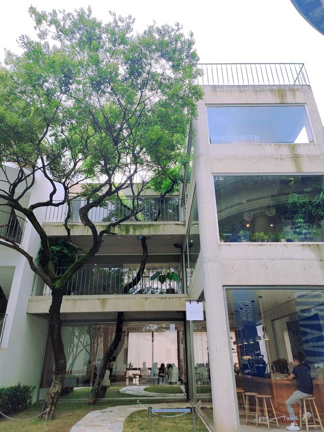 建築師邬達克／上海的第二幢建築。