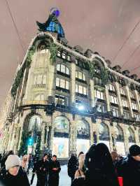 「索契冬季俄羅斯的冬季綠洲，溫泉與雪景的雙重享受」。