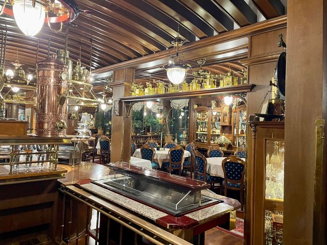 波特爾海軍上將酒店｜布拉格中心的浪漫船宿。
