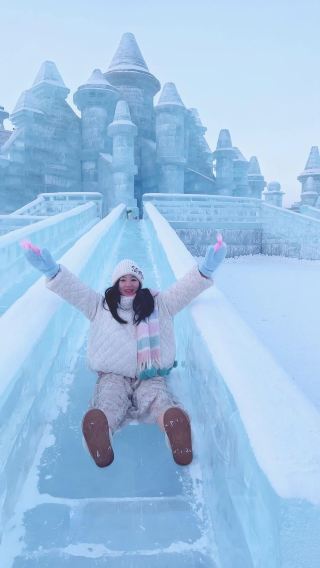I thought the Ice and Snow World was beautiful enough until I went to
