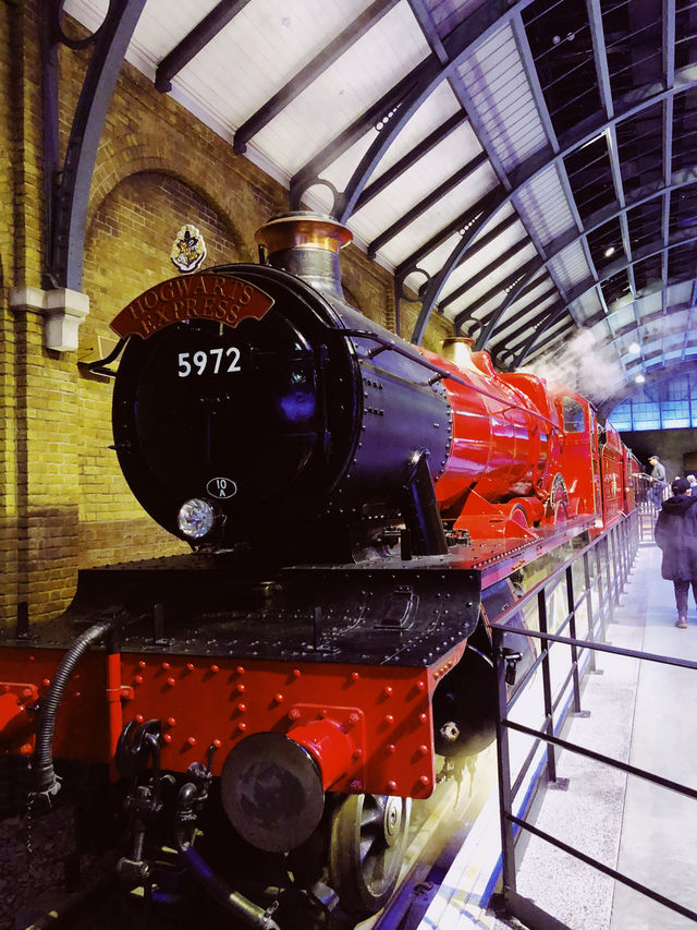 Explore the Real Harry Potter Film Set at Warner Bros. Studio in the UK