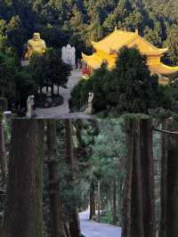 奔赴衡山，邂逅獨韻山水與誠摯祈願