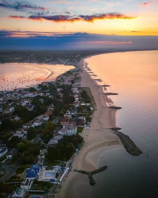 The UK's "Golden Beach"—A Luxurious Getaway to Sandbanks!