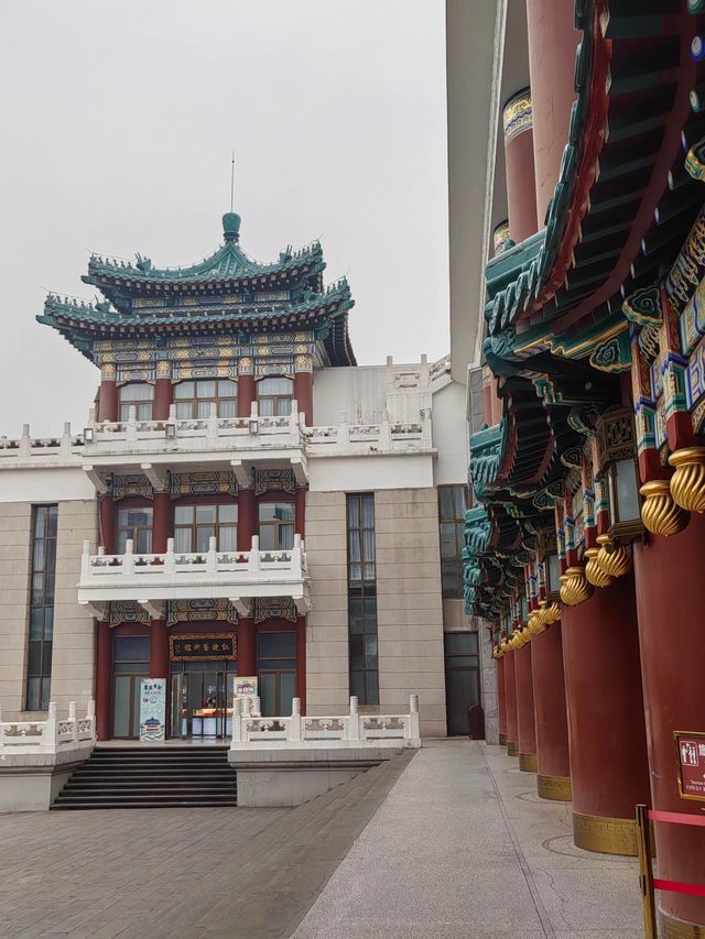 重慶渝中人民大禮堂｜歷史與潮玩的碰撞