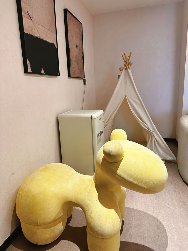 入住油菜花田旁邊：東江湖拾間美宿的春日奇遇