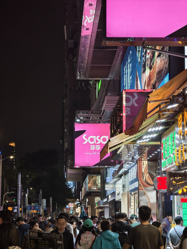 🌃永遠為香港夜景著迷！Nathan Road彌敦道必拍打卡攻略✨