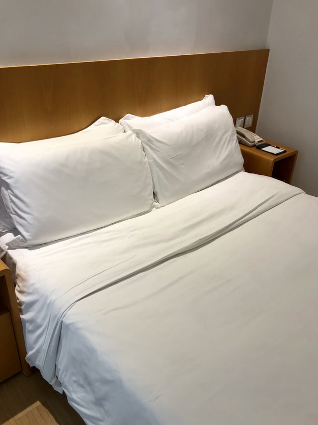尖沙咀的靜謐之窗｜香港尖沙咀皇悅酒店