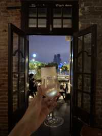 武漢呢間酒吧!幽暗老宅藏住中世紀浪漫🍷