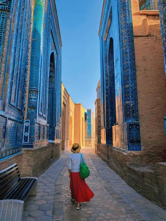 ดินแดนในฝันสีน้ำเงินตำนานพันปี