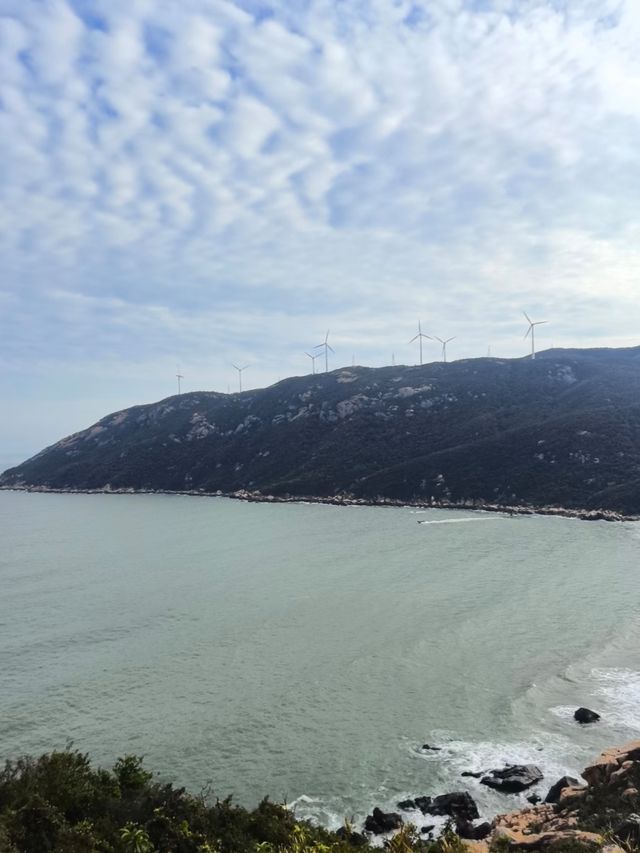 高欄島竟藏著一座風車山