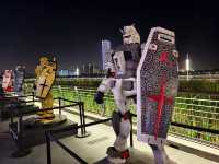 上海徐匯西岸驚現機甲聖誕樹!夜拍打卡聖地