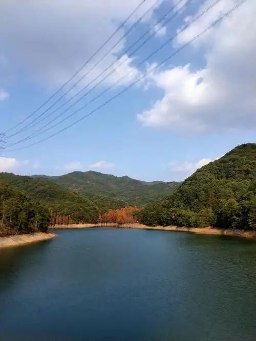 千年石刻裡的沉默情書落莫的綠野仙蹤 千年石刻裡的沉默情書落莫的綠野仙蹤