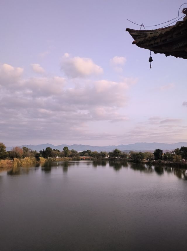 藍調時刻的雙龍橋