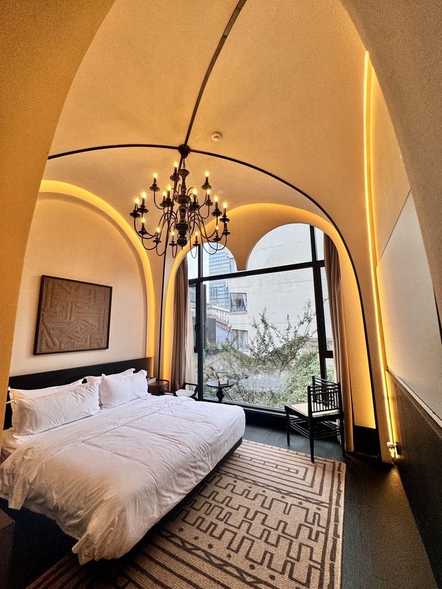 帶泳池的酒店太喜歡啦! 就藏在市中心的潮宗街裡~ 下樓就可以逛街! 去五一廣場橘子洲也很近 獨 帶泳池的酒店太喜歡啦! 就藏在市中心的潮宗街裡~ 下樓就可以逛街! 去五一廣場橘子洲也很近 獨