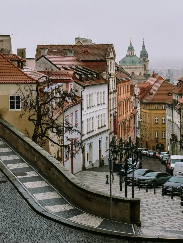 從此以後「布拉格」是一個形容詞 從此以後「布拉格」是一個形容詞