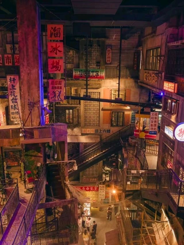 夜晚打卡人氣爆棚廣場🌃