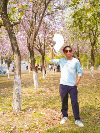 Spring in Guangzhou in March is bright and beautiful, with direct subway access to freely explore the sea of flowers