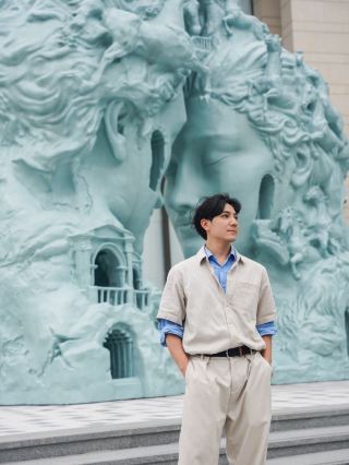 I was still awestruck by the breathtaking artistry of "The House of Dancing Water" even after watching it twice.