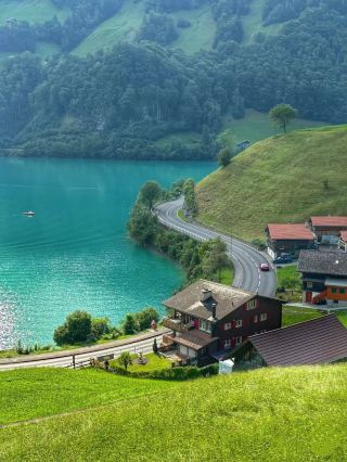 Switzerland private car tour | 5-day Chinese driver tour of the Alps