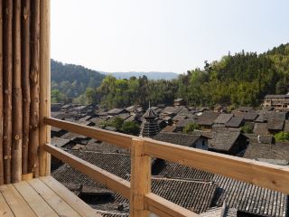 肇興トン族の村 空中楼閣から村全体の夜景を望む