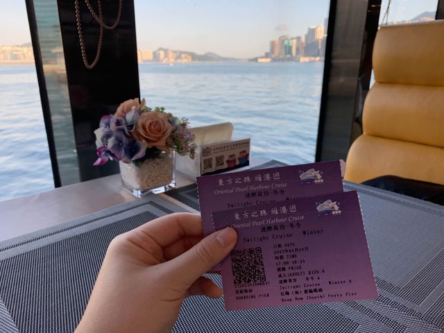 Oriental Pearl Cruise-Looking for HK from its sea