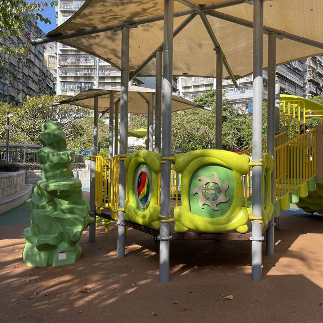 GARDEN OF  IAO HON MARKET