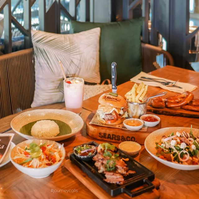 Four Points by Sheraton Phuket Patong Beach Resort