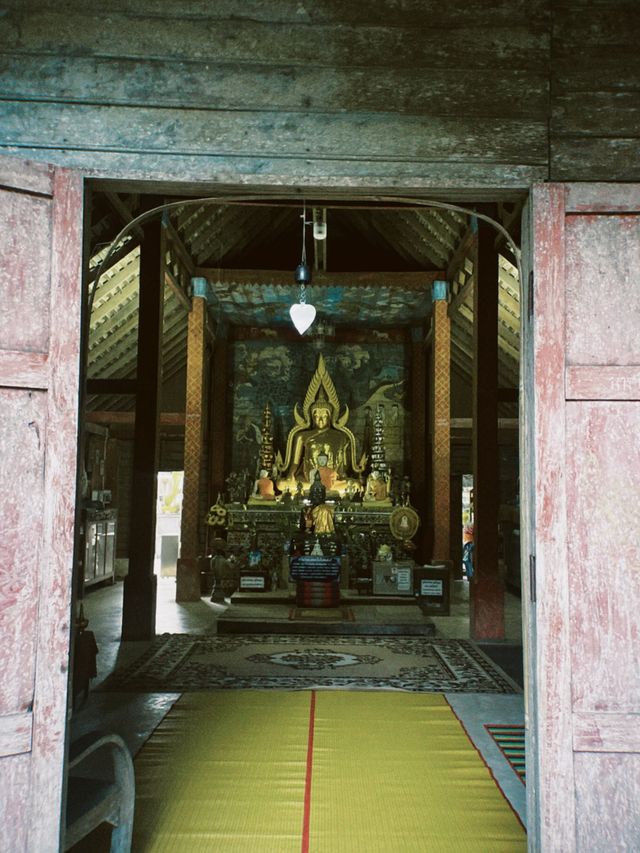 วัดร้อยปีที่แม่กำปอง