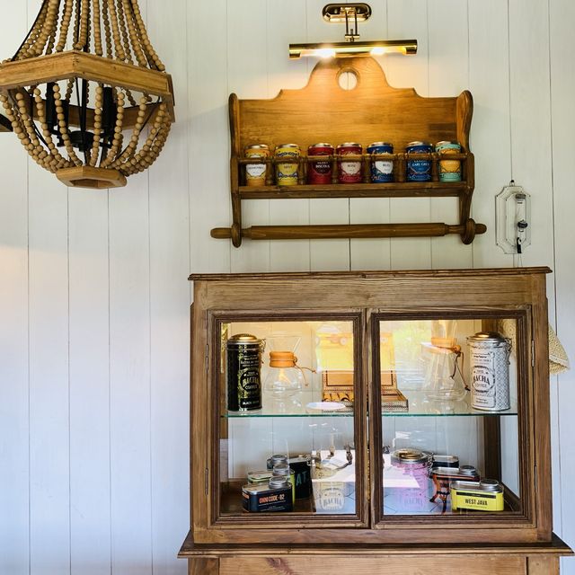 【インドネシア】アンティークなカフェ”Artisan Coffee Ber”