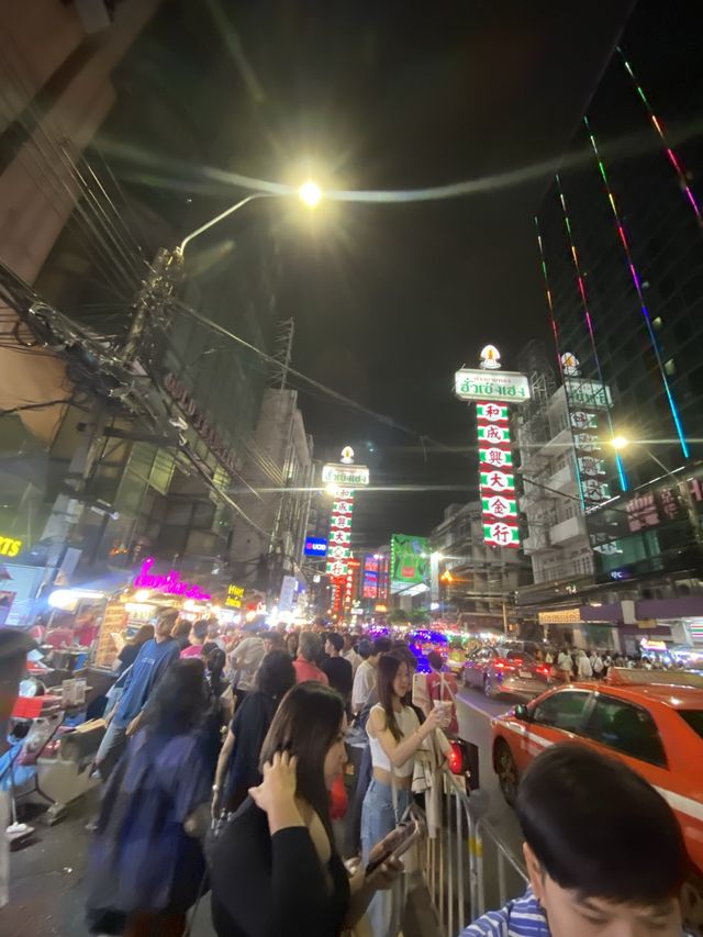 มองหาที่เที่ยวอาหารอร่อยต้องอย่าพลาดเยาวราช