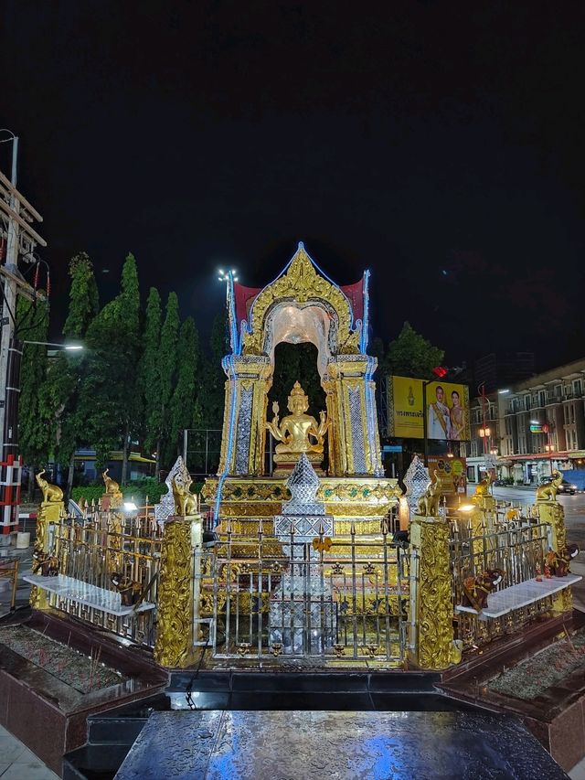 four faced buddha hatyai👍🏻🙏🏼