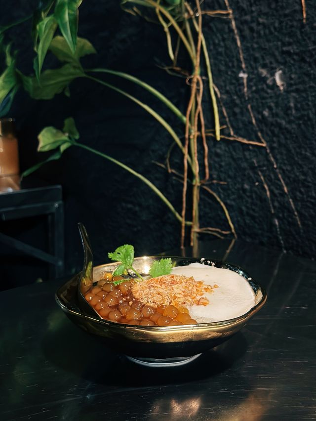 [台北] 手工鹽滷豆花配麥芽糖花生 超人氣排隊美味小吃-白水豆花永康店