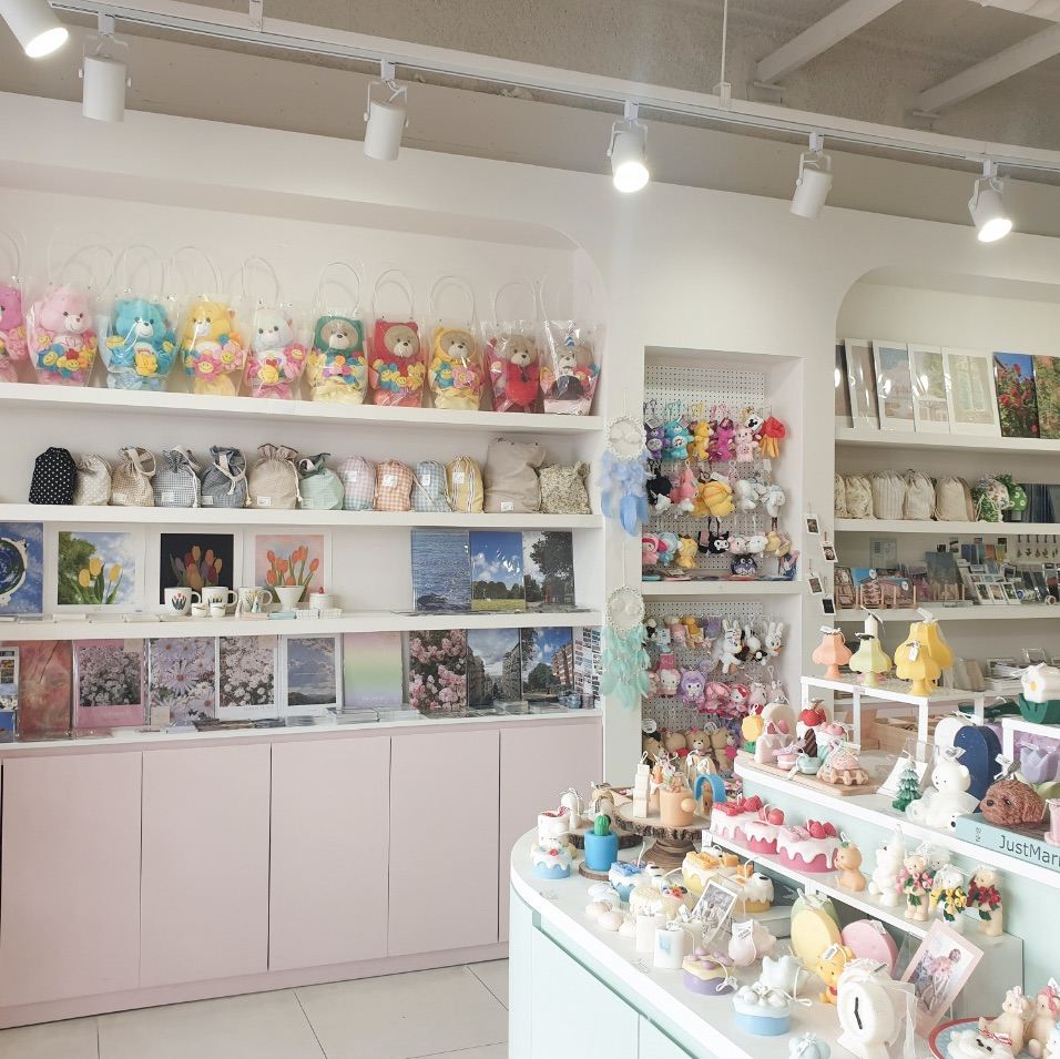 文房具から食器までが揃う雑貨屋さん！ | Trip.com 釜山