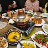 泰和樓-中式料理 提前訂位才吃得到的酸菜白肉鍋！半日行程安排