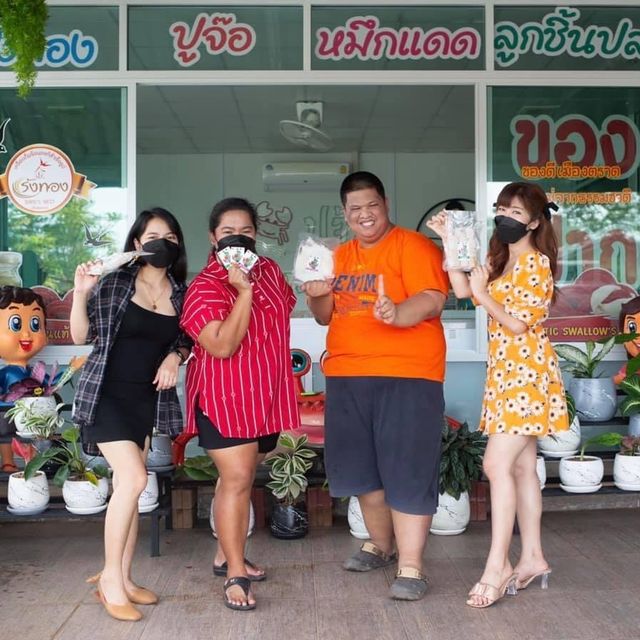 หนีแมวมา ริมทะเลซีฟู๊ดแอนด์รีสอร์ท จ.ตราด 🦀