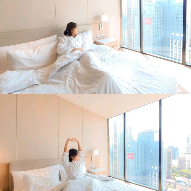 นอนชิลๆ ชมวิวเมืองปังๆ ที่ Skyview Hotel Bangkok