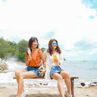 จุดนั่งรับลมชมวิวหน้าหาดบางเทา