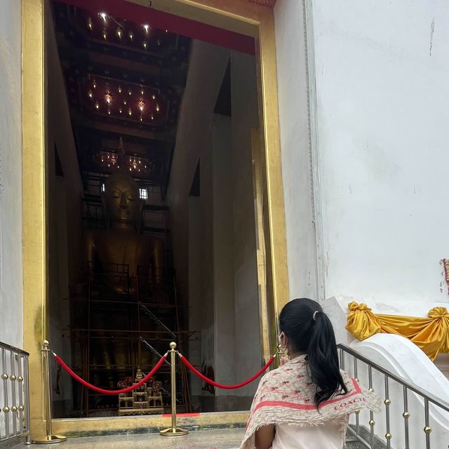 เที่ยววัดเก่าไหว้พระศักดิ์สิทธิ์ที่สุพรรณบุรี
