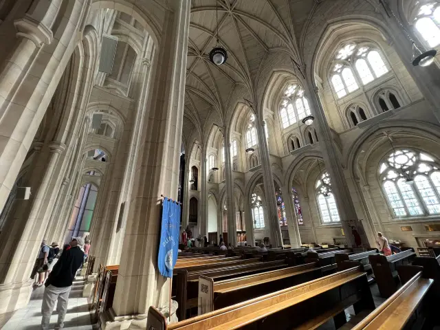 但尼丁，坐落於八角廣場的聖保羅座堂(St Paul's Cathedral)