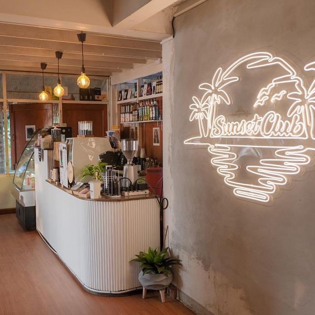 SunSet Club  cafe’& restauran