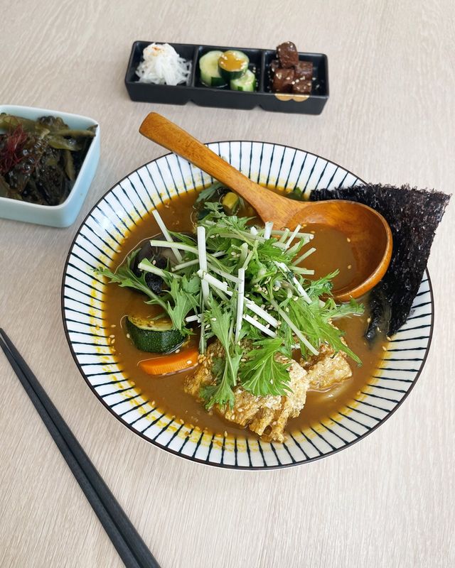 高雄素食探店 | 有樹食