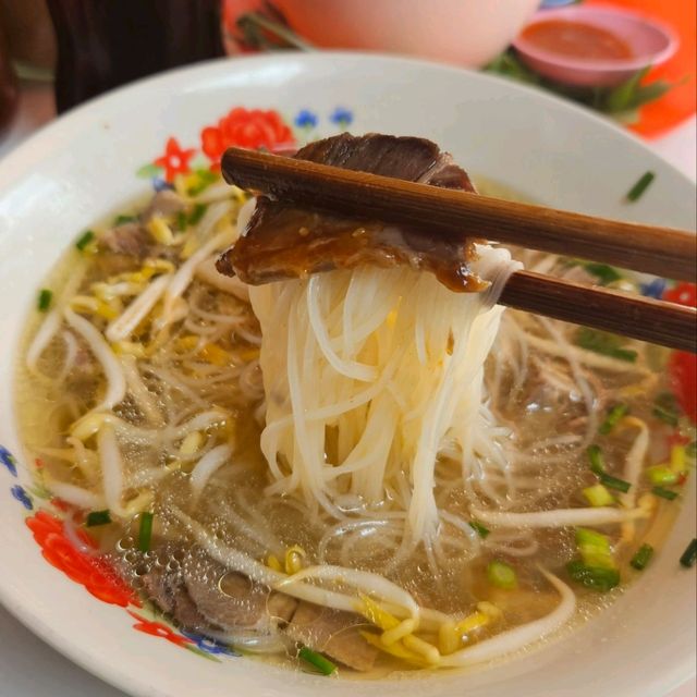 비엔티안 여행자거리 맛집 콤보! 🍜&🍹
