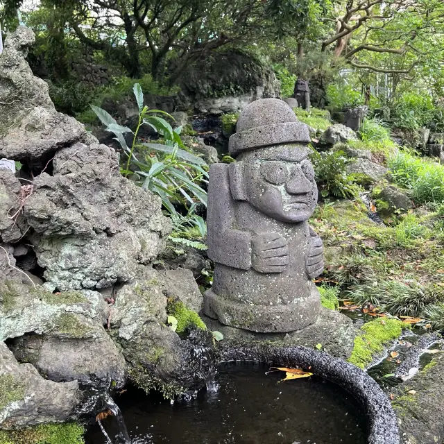 Sightseeing of the west coast of Jeju Island