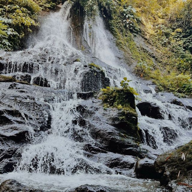 Goa Giri Campuhan Waterfall, Bali