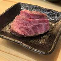 【大阪・京橋】水晶板で焼く立ち食い焼肉「三坪（さんつぼ）」
