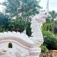 กราบสักการะ พระมหาธาตุเจดีย์สิริชัยภูมิ