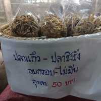 เที่ยวตลาดน้ำกับ BMA Feeder
